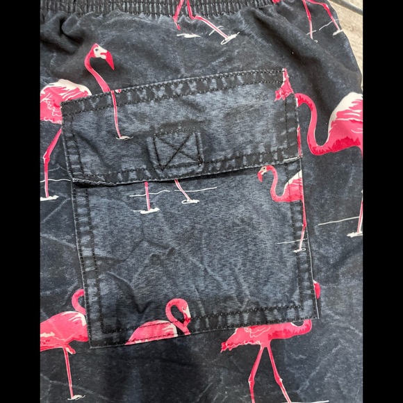 MEN'S BLACK SWIM SHORTS WITH PELICANS GRAPHIC SIZE L - Picture 5 of 9